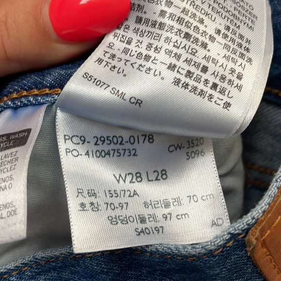 Levi Jeans 501 Skinny Distressed Medium Blue Wash | Size 28 - Picture 3 of 4